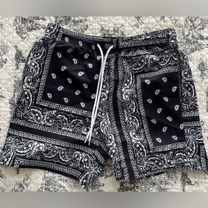 Men’s SHEIN Black Paisley Shorts, Size Medium